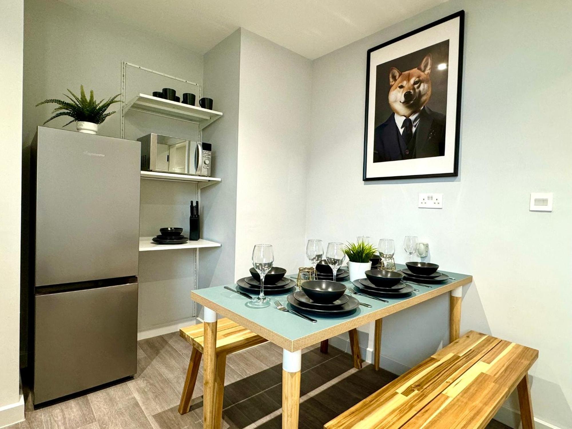 Amazing Large 3 Bedroom Apartment - Sleeps 8! ボーンマス エクステリア 写真